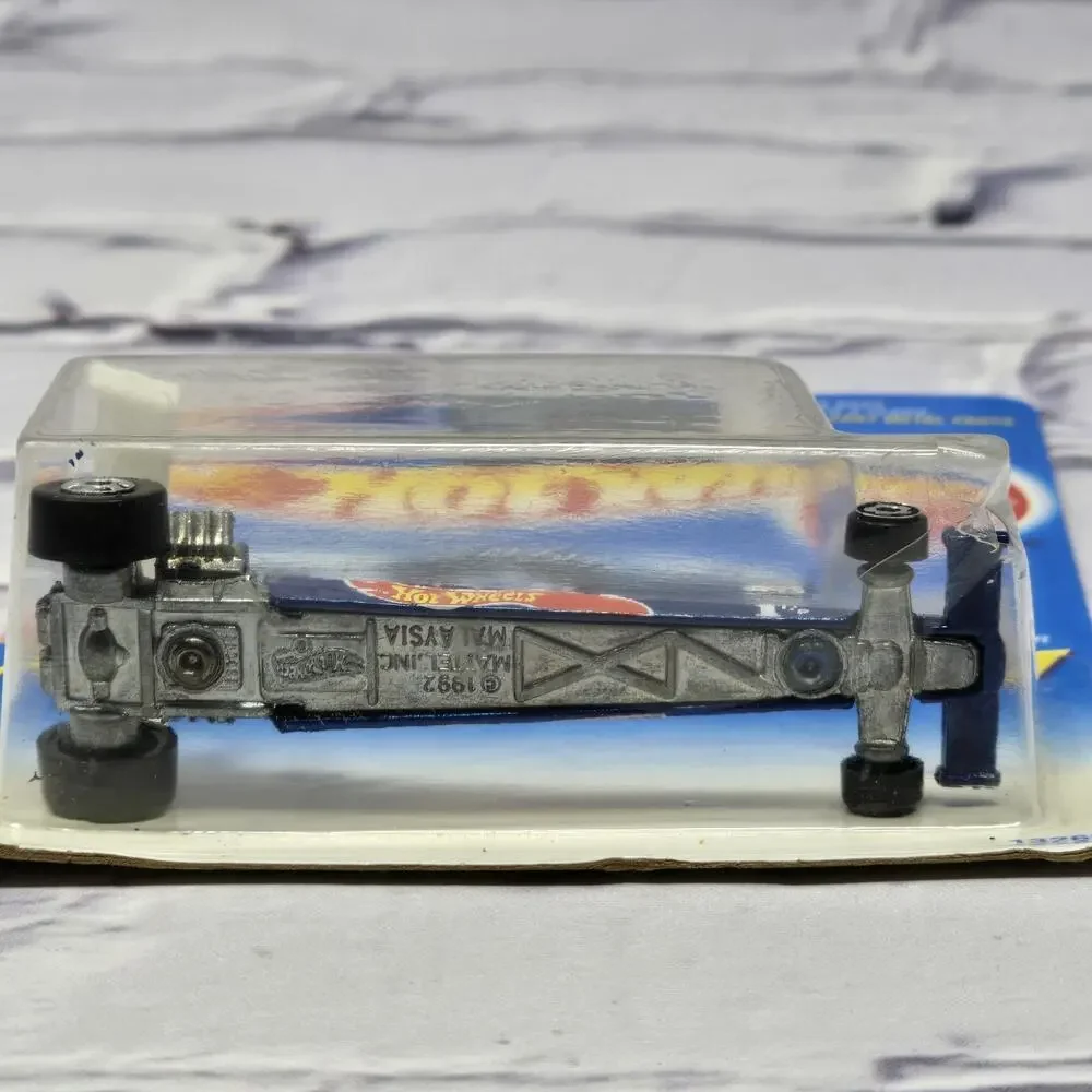 Hot Wheels 1995 Race Team Series #4 Dragster - BW Wheels - Collector #278